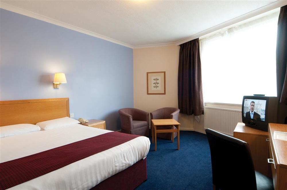 The Bell Hotel Epping Kamer foto