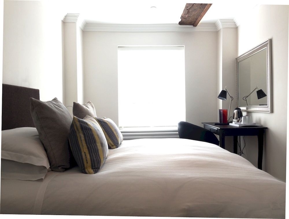The Bell Hotel Epping Buitenkant foto