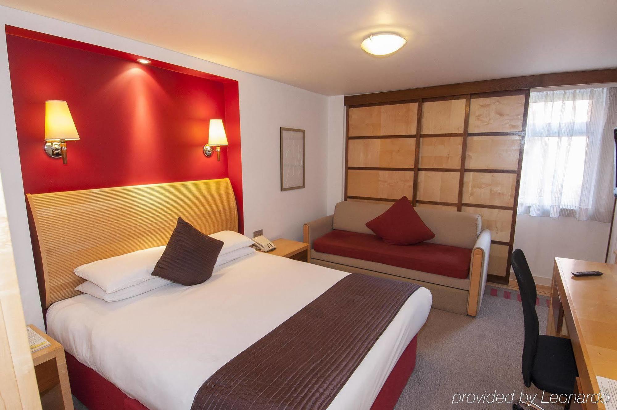 The Bell Hotel Epping Buitenkant foto